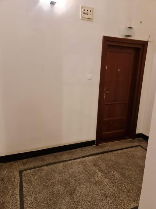 Fantastic - Ns51 Room A Варшава Екстериор снимка
